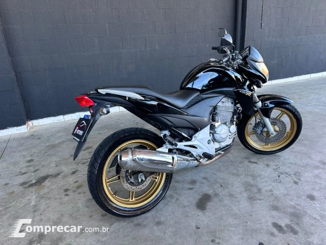 CB 300R - Street