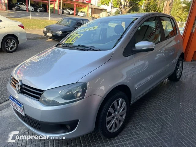 FOX - 1.6 MI 8V 4P MANUAL