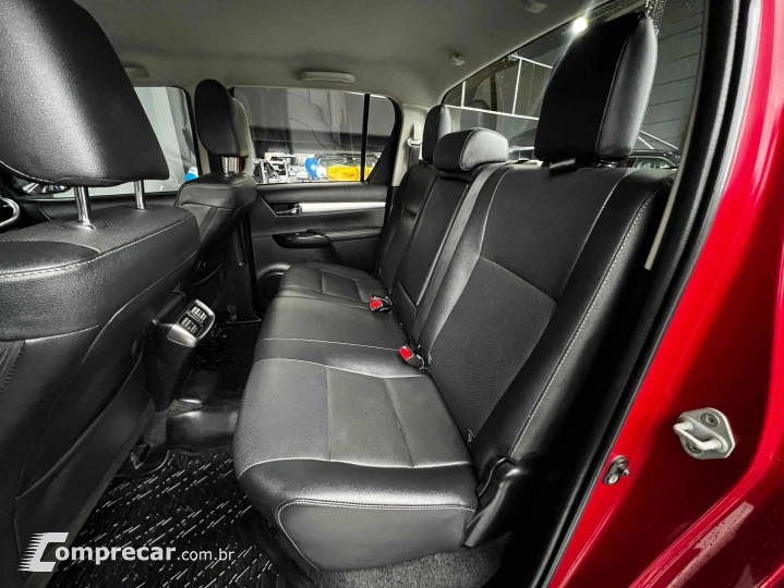 HILUX 2.8 D-4D TURBO DIESEL CD SRX 4X4 AUTOMÁTICO