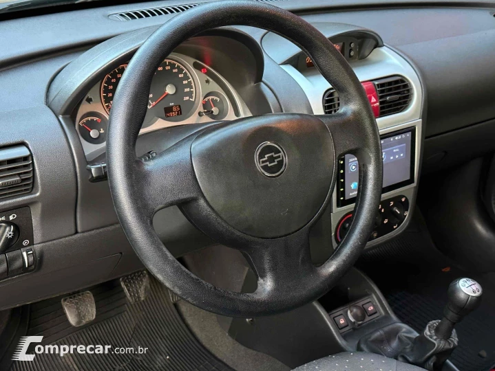 CORSA 1.4 MPFI PREMIUM SEDAN 8V FLEX 4P MANUAL