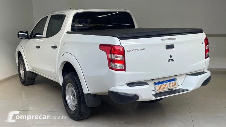 L200 TRITON 2.4 16V Turbo Sport GL CD 4X4