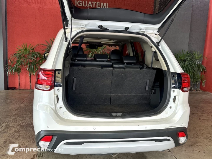 OUTLANDER 2.2 MIVEC DI-D DIESEL HPE-S AWD AUTOMÁTICO