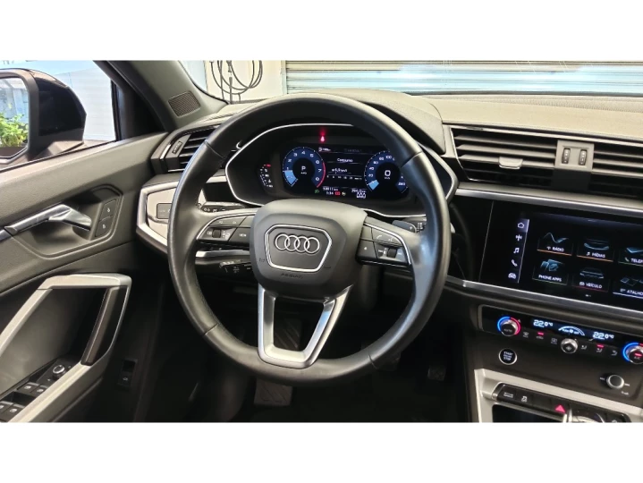 Q3 1.4 35 TFSI Black S Line S Tronic