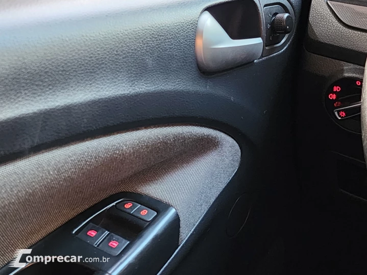 SAVEIRO 1.6 Cross CD 16V