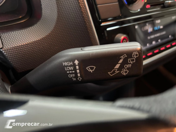 UP 1.0 170 TSI TOTAL FLEX CONNECT 4P MANUAL