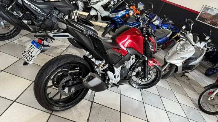 CB 300F TWISTER ABS