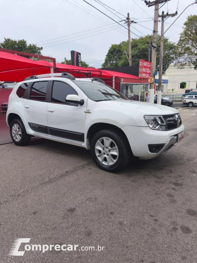 DUSTER 2.0 Tech Road 4X2 16V