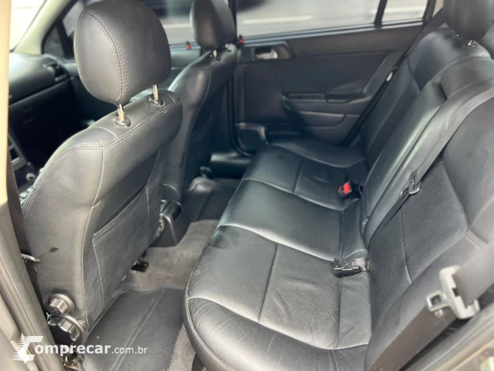 ASTRA 2.0 MPFI Advantage 8V
