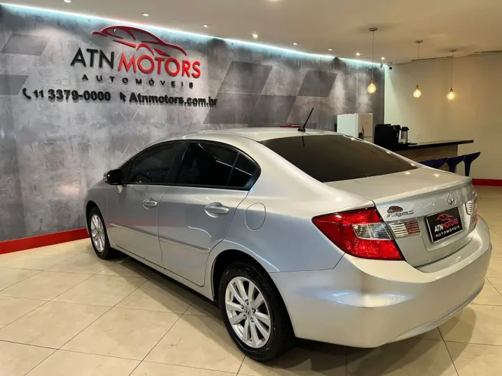 Civic 2.0 16V 4P FLEX LXR AUTOMÁTICO