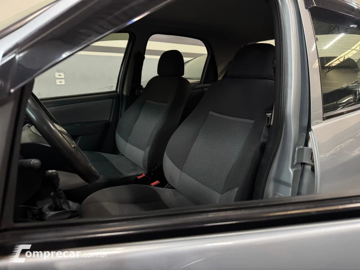 CELTA 1.0 MPFI LT 8V