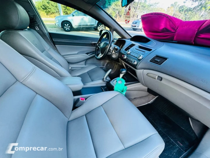 CIVIC 1.8 LXL 16V