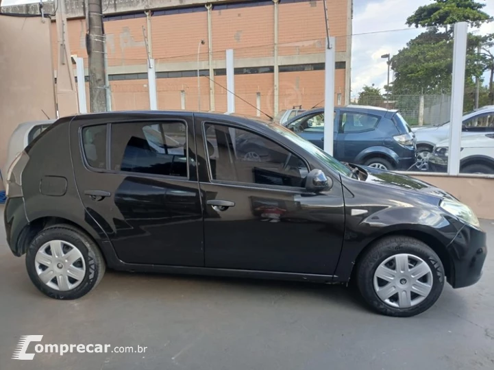 SANDERO