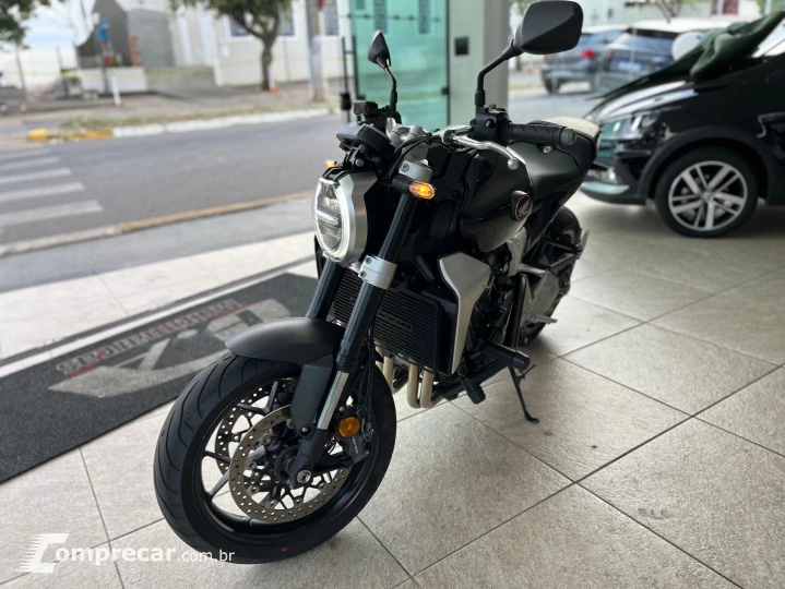 CB 1000R