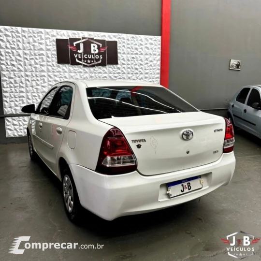 ETIOS 1.5 X Sedan 16V