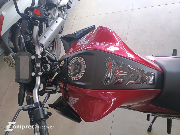 CB 300 F TWISTER