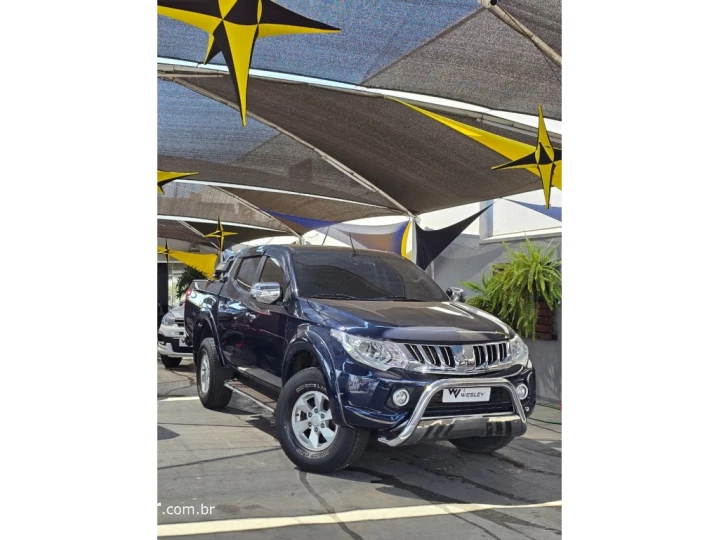 L200 TRITON 2.4 16V TURBO DIESEL SPORT HPE TOP CD 4P 4X4 AUT