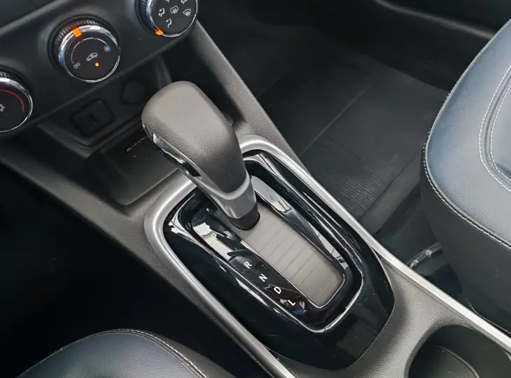 TRACKER 1.2 Turbo Premier