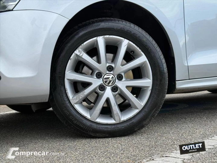 JETTA 2.0 COMFORTLINE FLEX 4P TIPTRONIC