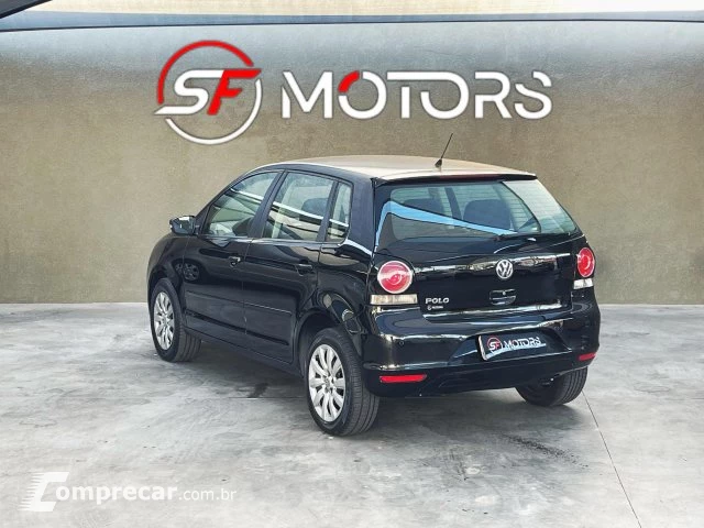 POLO - 1.6 MI 8V 4P MANUAL