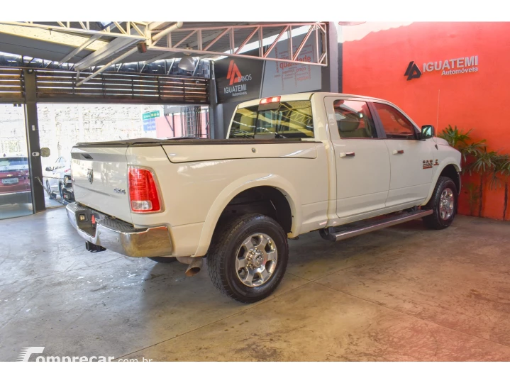 2500 6.7 LARAMIE 4X4 CD I6 TURBO DIESEL 4P AUTOMÁTICO