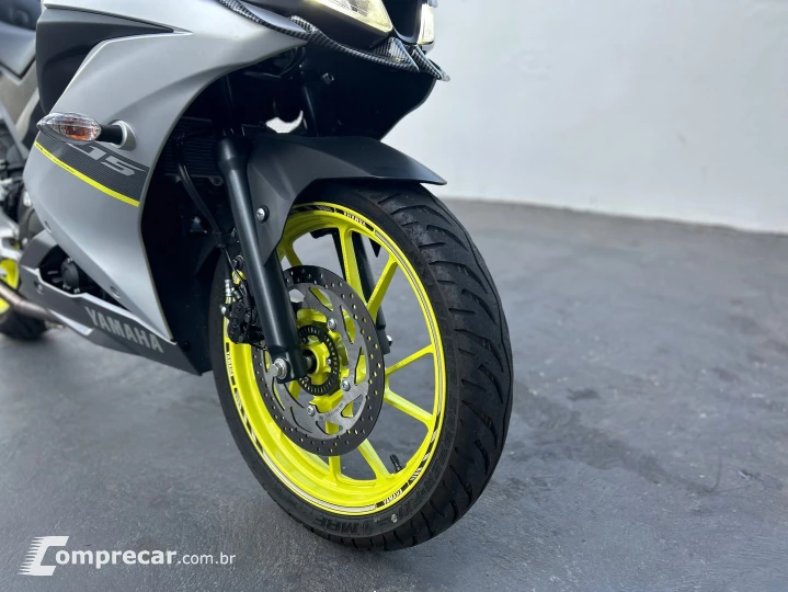 Yzf R15