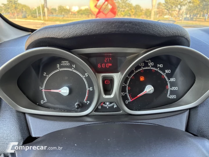 FIESTA 1.6 SE Sedan 16V