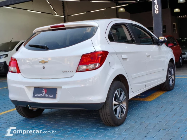 ONIX HATCH LT 1.0 8V FlexPower 5p Mec.