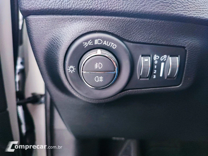COMPASS 2.0 16V FLEX LONGITUDE AUTOMÁTICO
