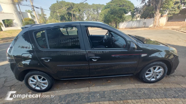 SANDERO 1.6 16V SCE GT Line