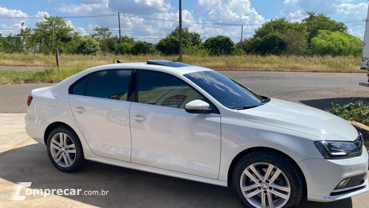 JETTA 2.0 TSI Highline 211cv
