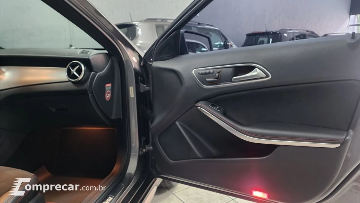 GLA 250 Sport 2.0 TB 16V 4x2  211cv Aut.