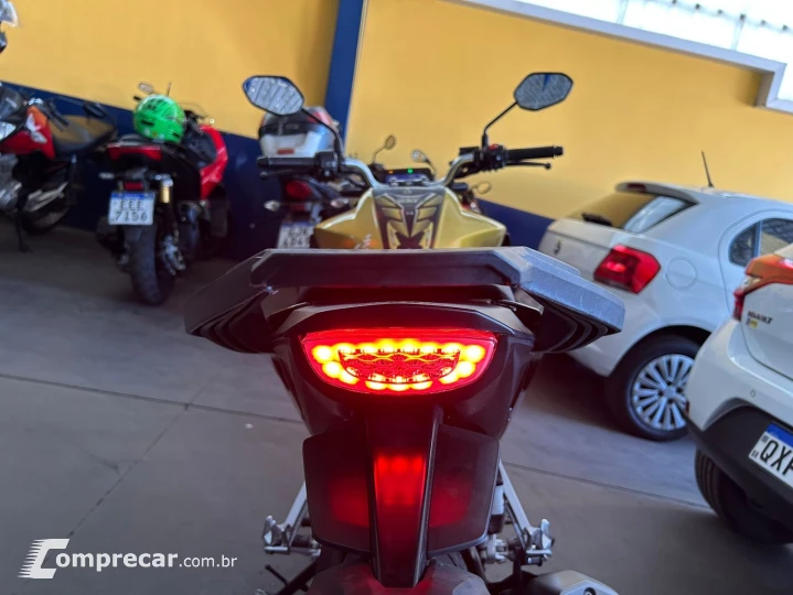 CB300F Twister