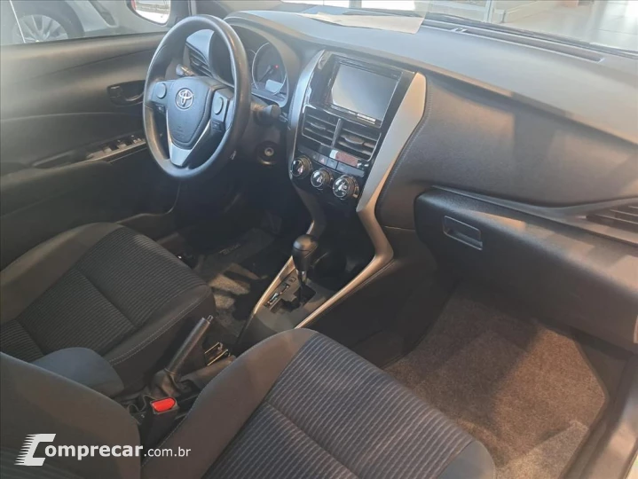 YARIS 1.5 16V FLEX SEDAN XL LIVE MULTIDRIVE