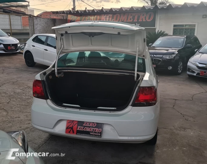 VOYAGE 1.0 12V MPI Totalflex