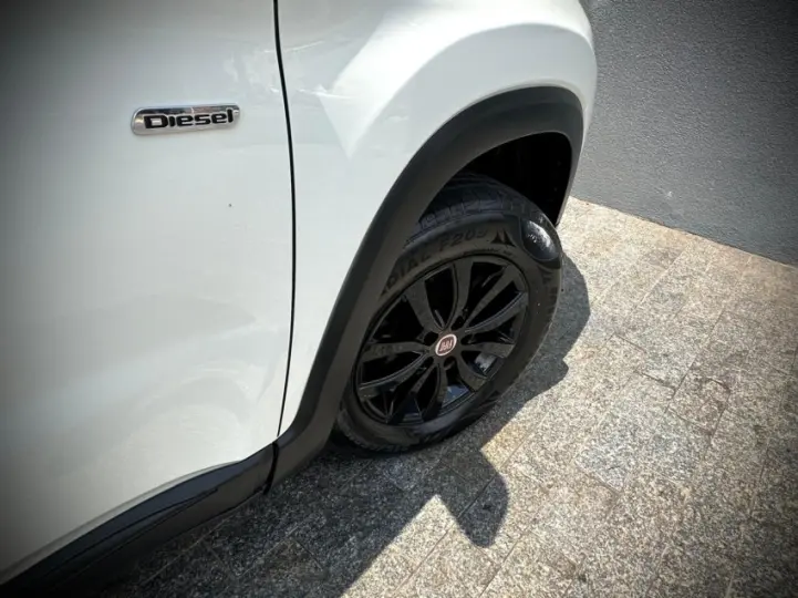 TORO 2.0 16V Turbo Freedom