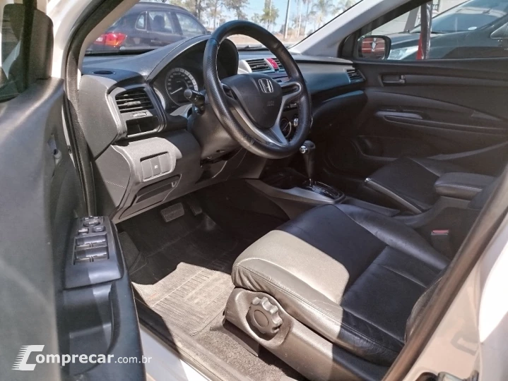 CITY Sedan LX 1.5 Flex 16V 4p Aut.