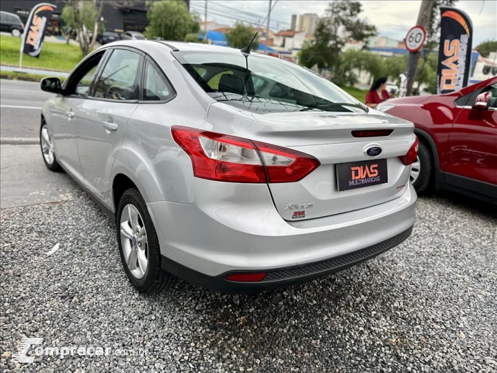 FOCUS 2.0 SE Sedan 16V