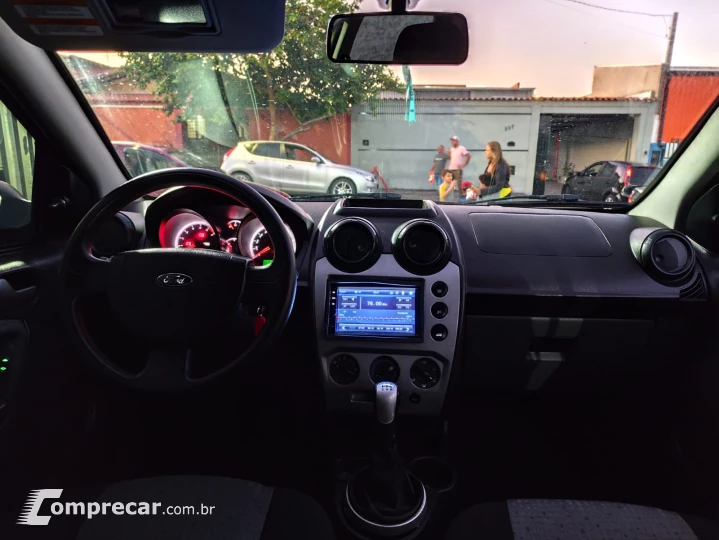 FIESTA 1.6 MPI Class 8V