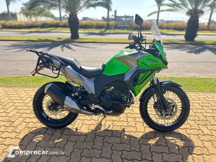 VERSYS-X 300