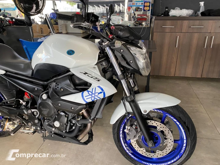XJ6 N