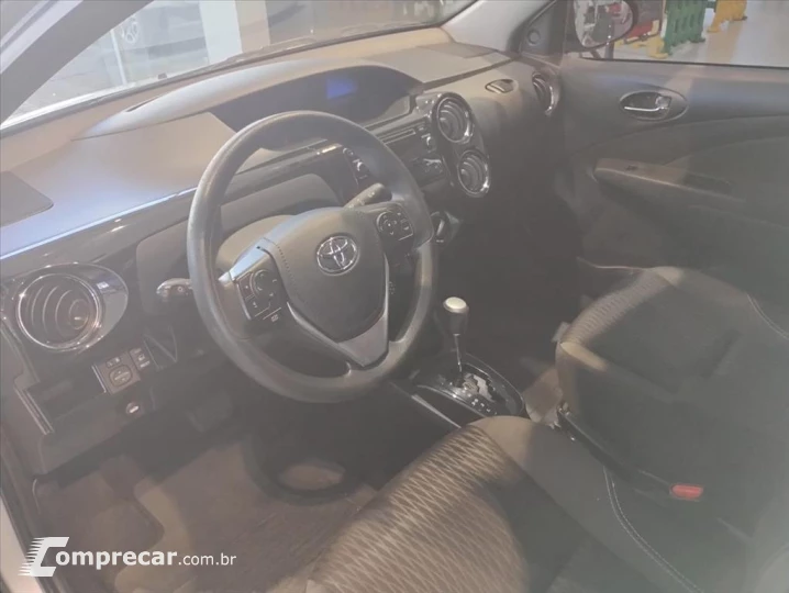 ETIOS 1.5 XS SEDAN 16V FLEX 4P AUTOMÁTICO