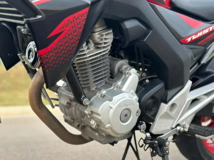 CB 250F TWISTER CBS
