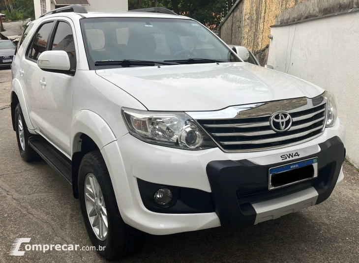 HILUX SW4 2.7 SR 4X2 16V