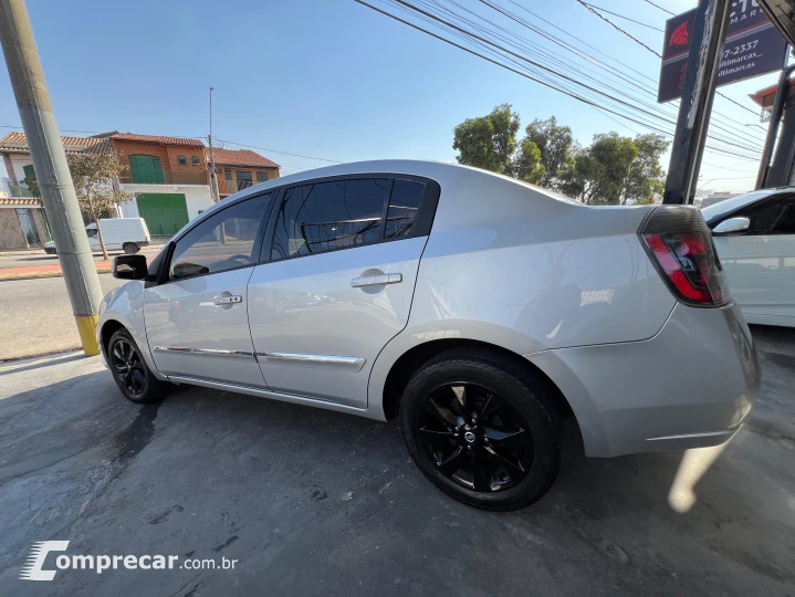 Sentra S 2.0/ 2.0 Flex Fuel 16V Mec.