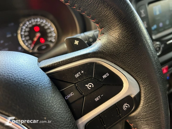 RENEGADE 2.0 16V Turbo Trailhawk 4X4