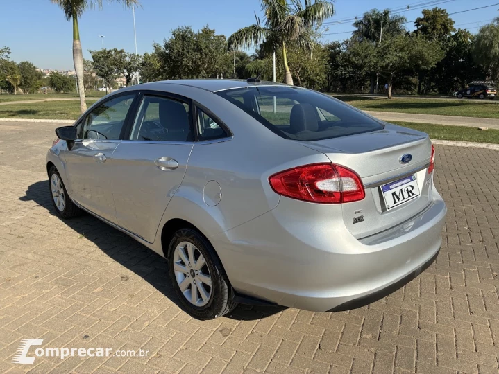 FIESTA 1.6 SE Sedan 16V