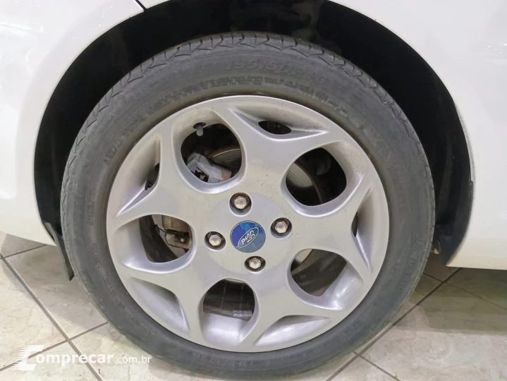 New Fiesta SE 1.6