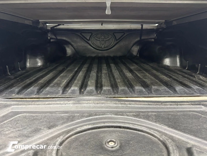 HILUX 2.4 4X4 CD 8V