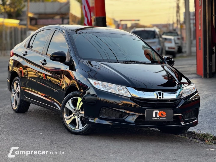 CITY Sedan LX 1.5 Flex 16V 4p Aut.