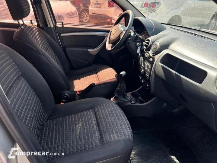 SANDERO EXP 16
